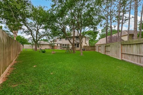 Tiny photo for 8831 Hedgestone Court, La Porte, TX 77571 (MLS # 40604183)