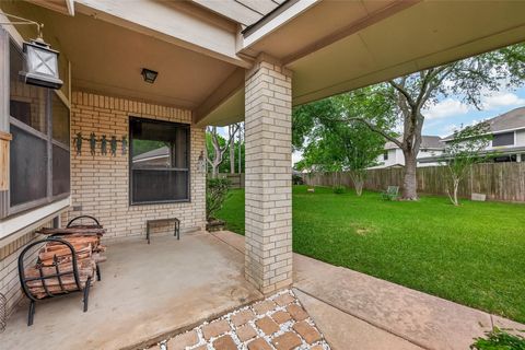 Tiny photo for 8831 Hedgestone Court, La Porte, TX 77571 (MLS # 40604183)