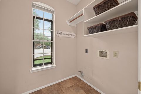 Tiny photo for 8831 Hedgestone Court, La Porte, TX 77571 (MLS # 40604183)