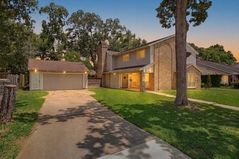Photo of 311 Shadow Creek Drive, El Lago, TX 77586 (MLS # 57521835)