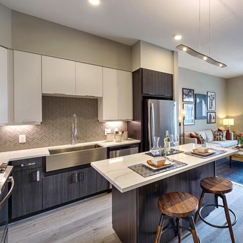 Photo of 401 W 25th Street #2107, Houston, TX 77008 (MLS # 36890160)