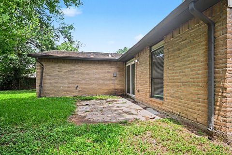 Tiny photo for 6834 Gettysburg Drive, Richmond, TX 77469 (MLS # 44988362)