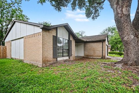 Tiny photo for 6834 Gettysburg Drive, Richmond, TX 77469 (MLS # 44988362)