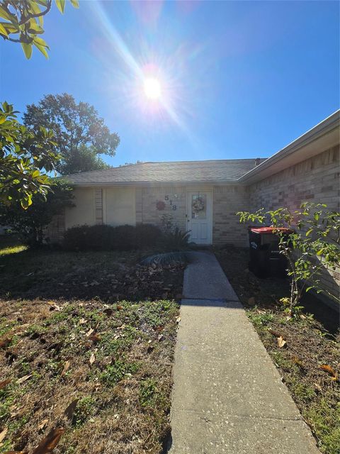 518 Northlawn Drive Houston TX 77073