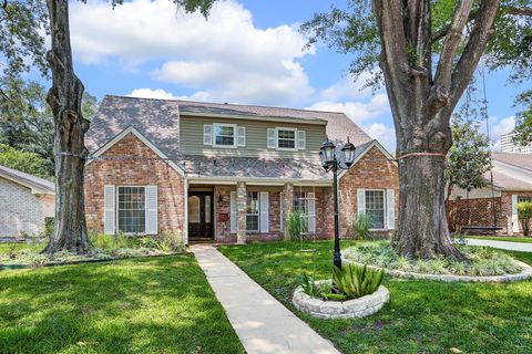 Photo of 12506 Kingsride Lane, Houston, TX 77024 (MLS # 79982832)