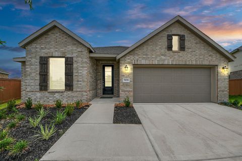 Photo of 5106 Marlin Reef Drive, Katy, TX 77493 (MLS # 72387908)
