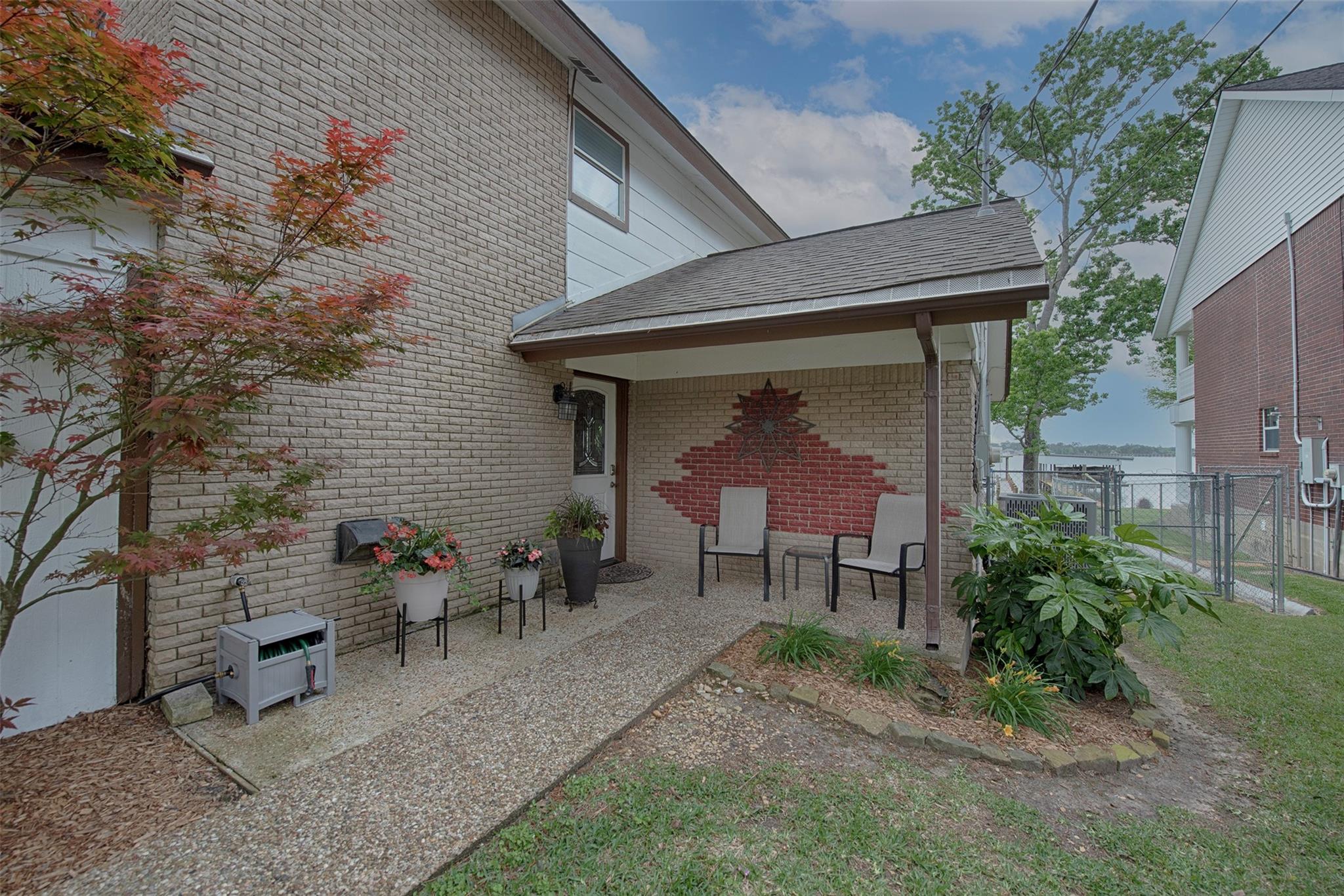 21103 Flaming Arrow Trail