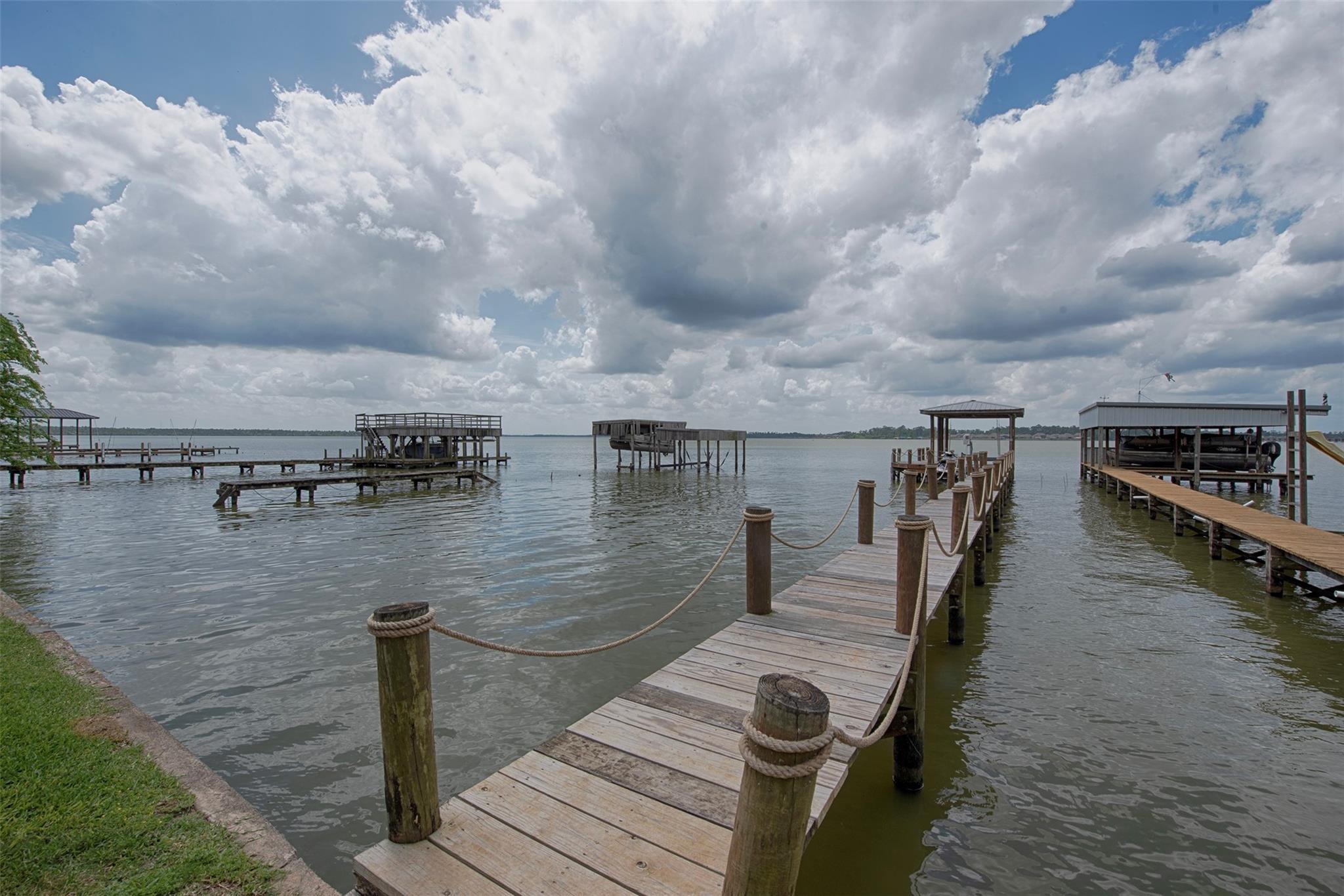 21103 Flaming Arrow Trail