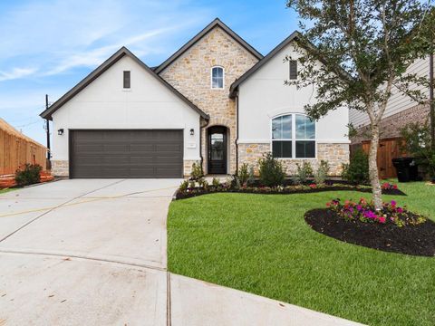 Photo of 7401 Hawk Crest Drive, Fulshear, TX 77441 (MLS # 51816870)