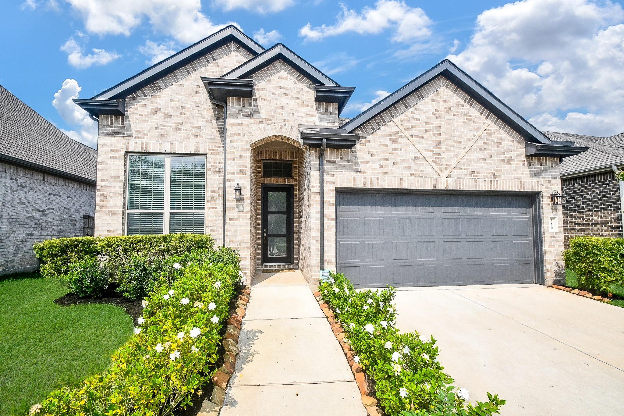 1219 Carswell Grove Drive