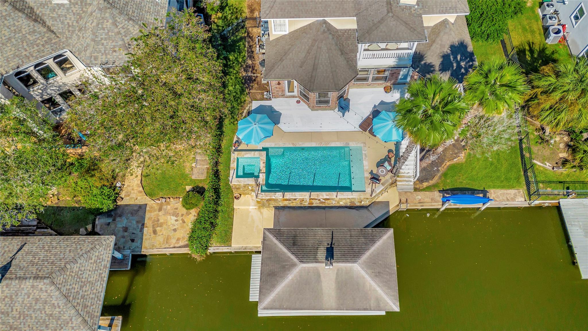2525 Breaux Trace