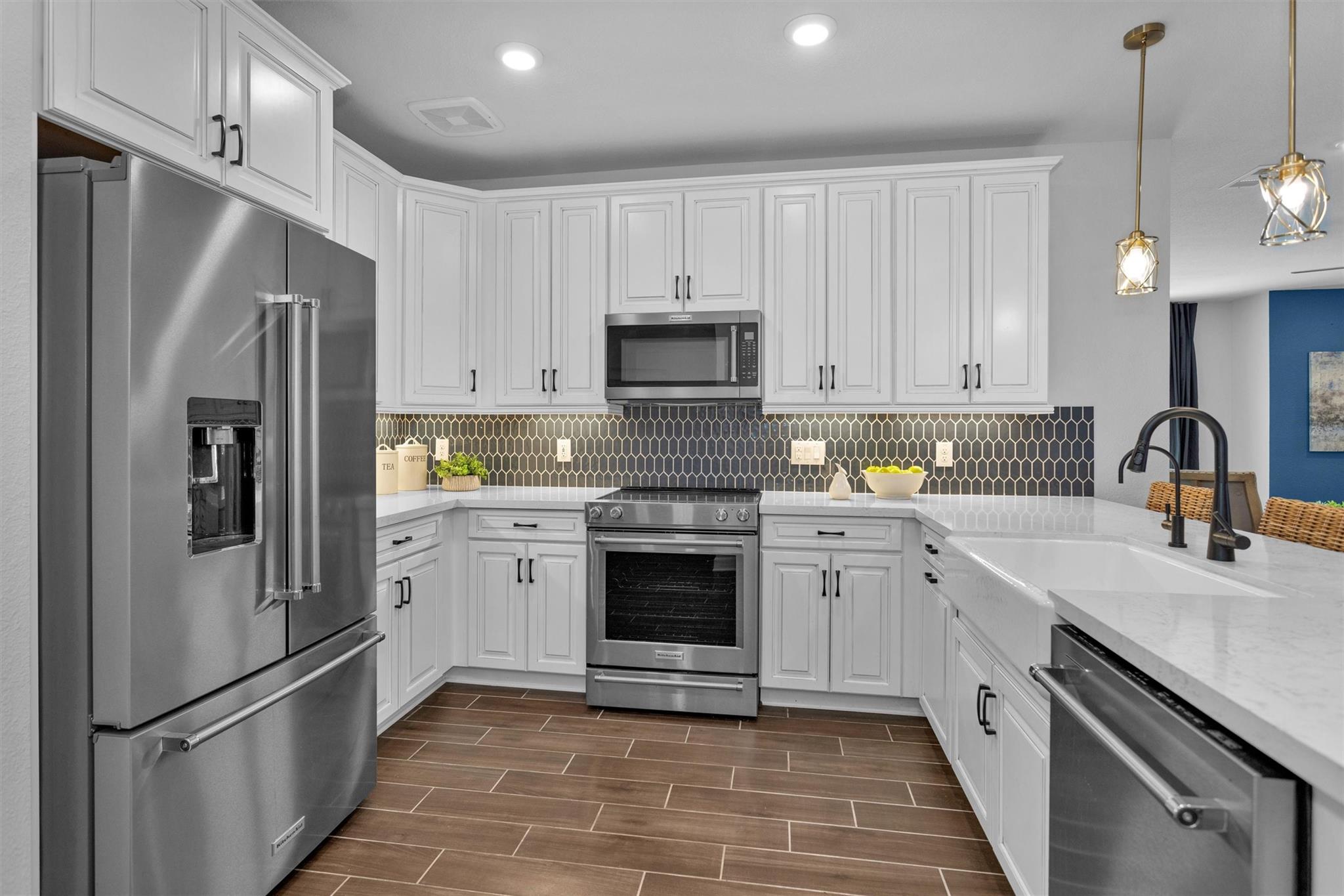 6804 Westview Drive 2207