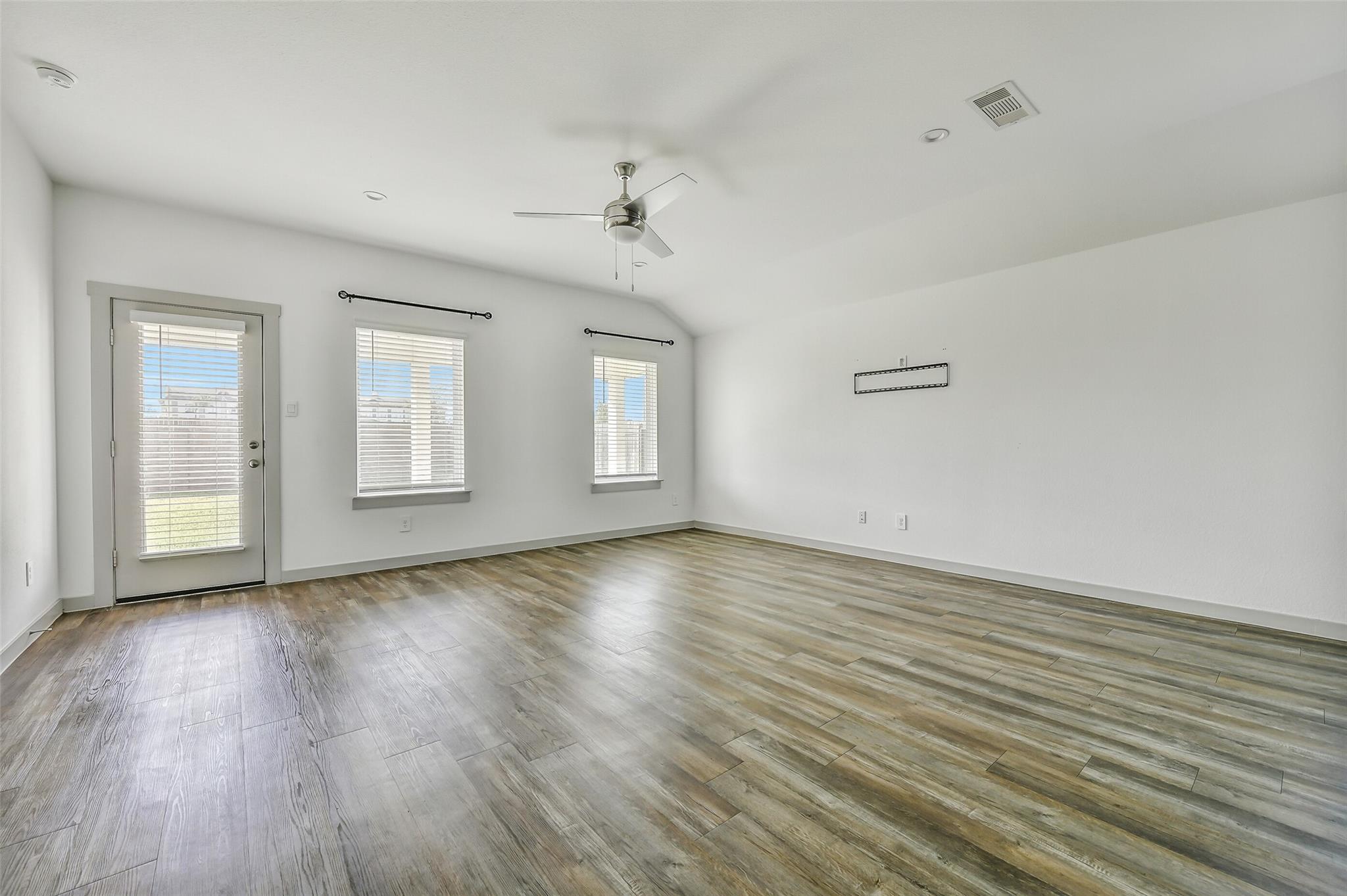 1004 Great Barracuda Lane