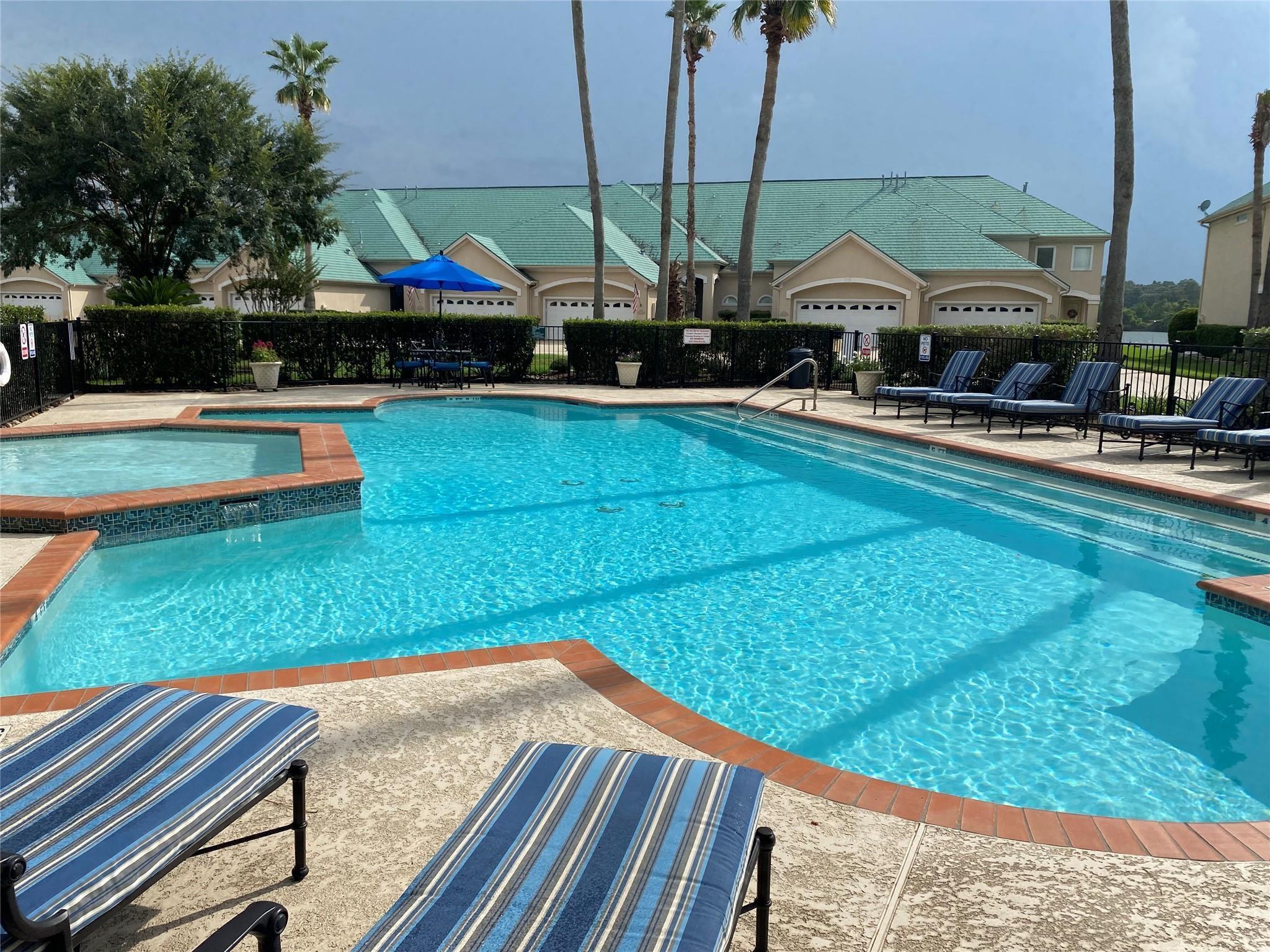 93 W Palm Boulevard