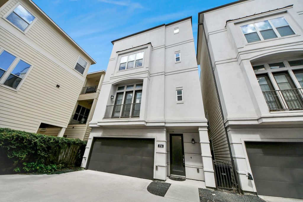 Photo of 1716 Stuart Street, Houston, TX 77004 (MLS # 36433258)