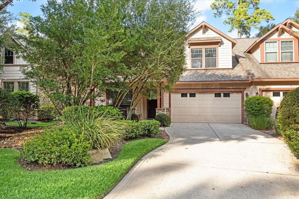 Photo of 6 Douvaine Court, The Woodlands, TX 77382 (MLS # 15233040)