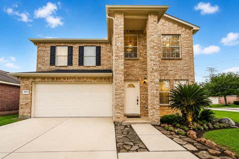 Homes For Sale - 19331 Mission Cove Lane<br/> Fort Bend County, Richmond, TX 77407