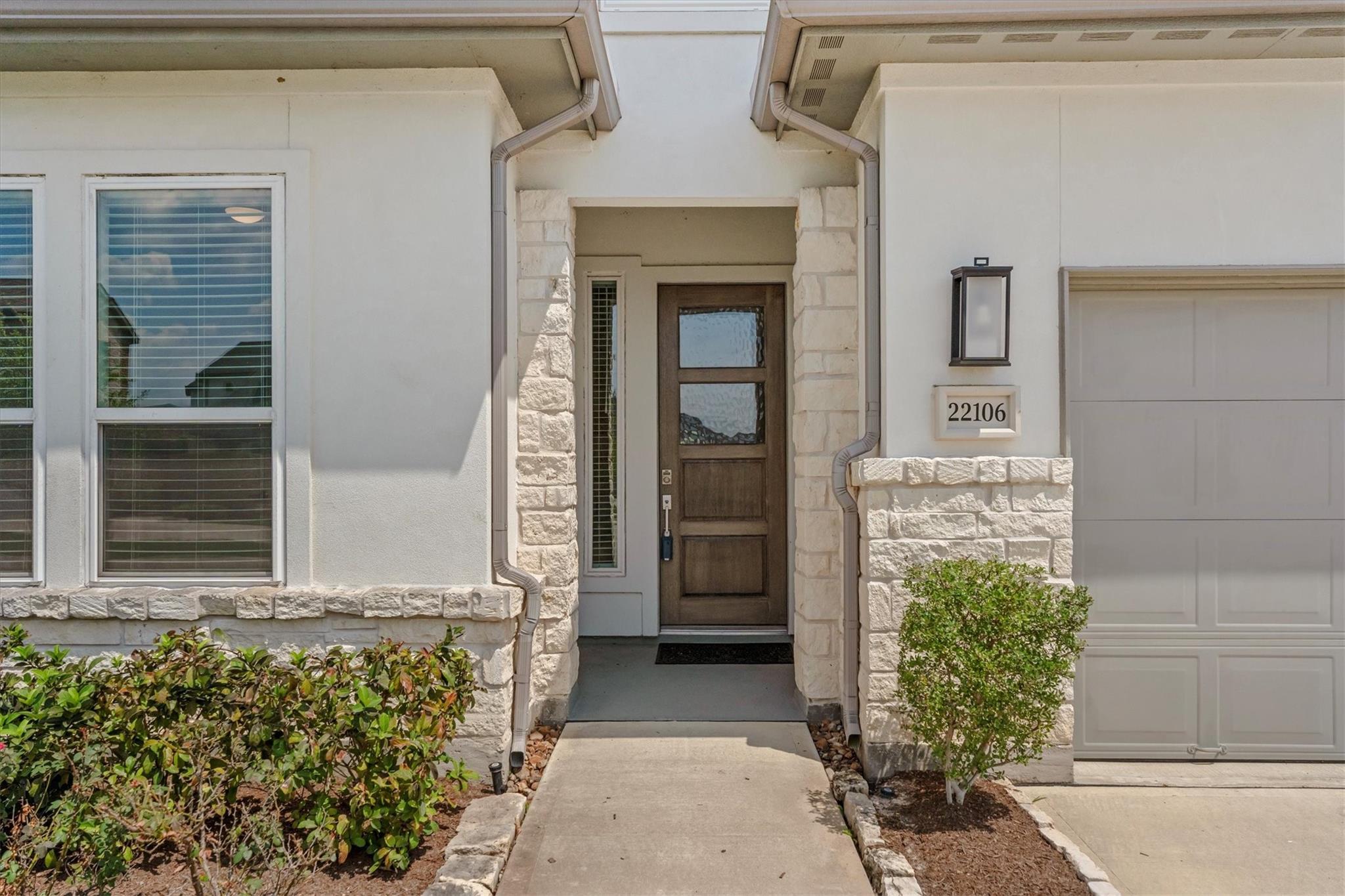 22106 Raburn Ranch