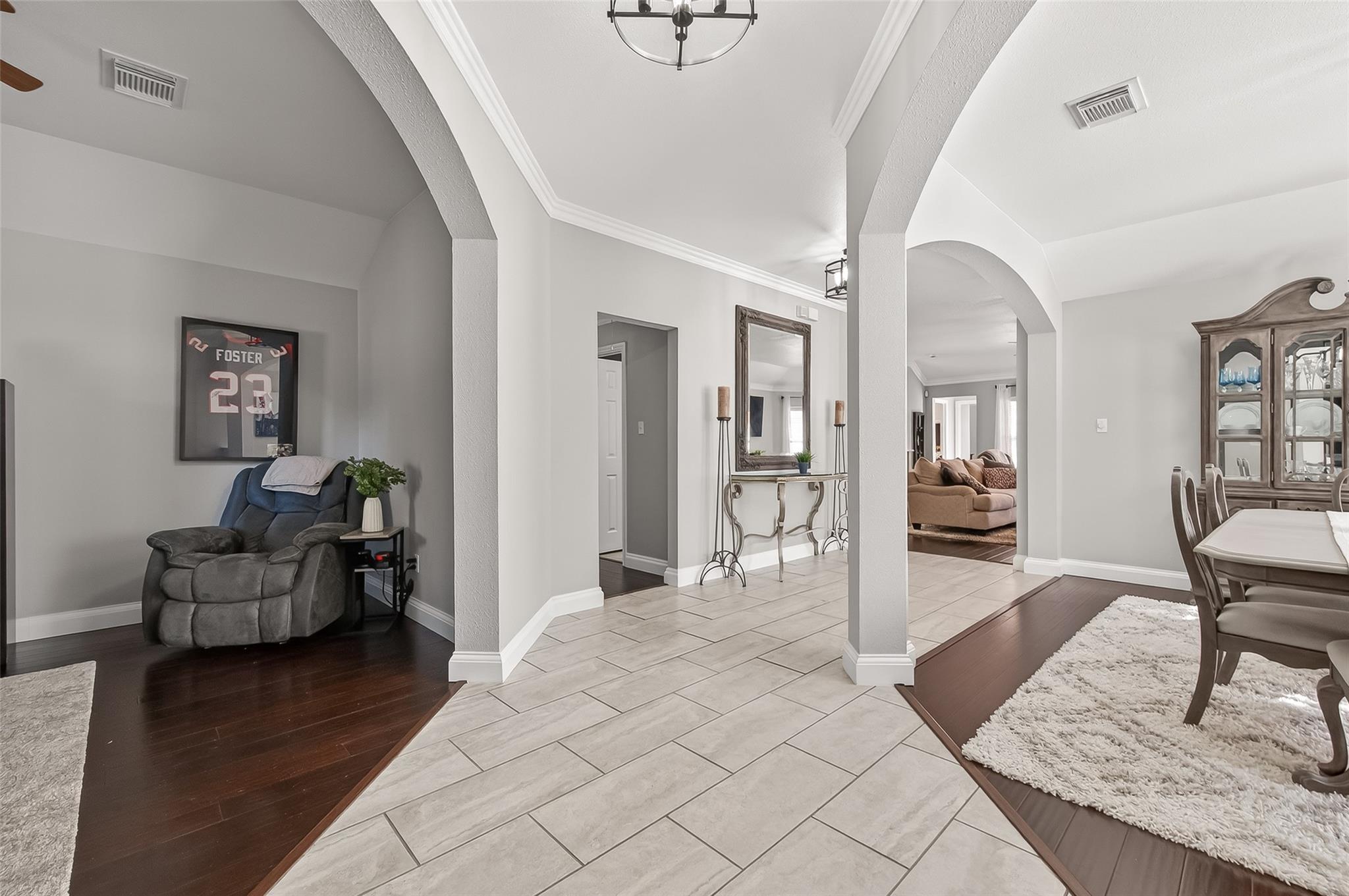 4914 Grapevine Lake Court