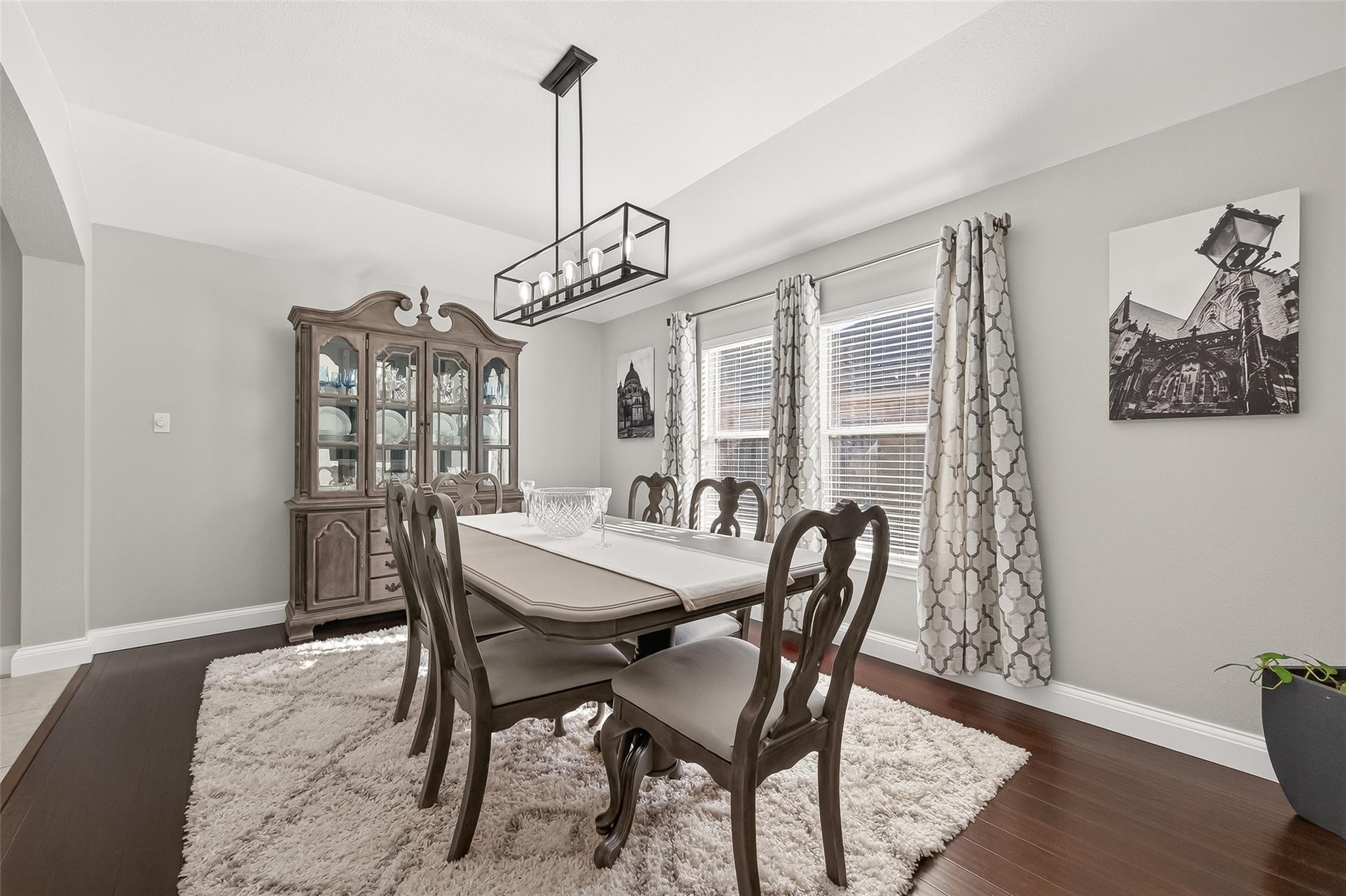 4914 Grapevine Lake Court