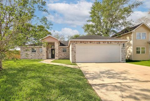 Photo of 5418 Pershing Street, Houston, TX 77033 (MLS # 8693977)