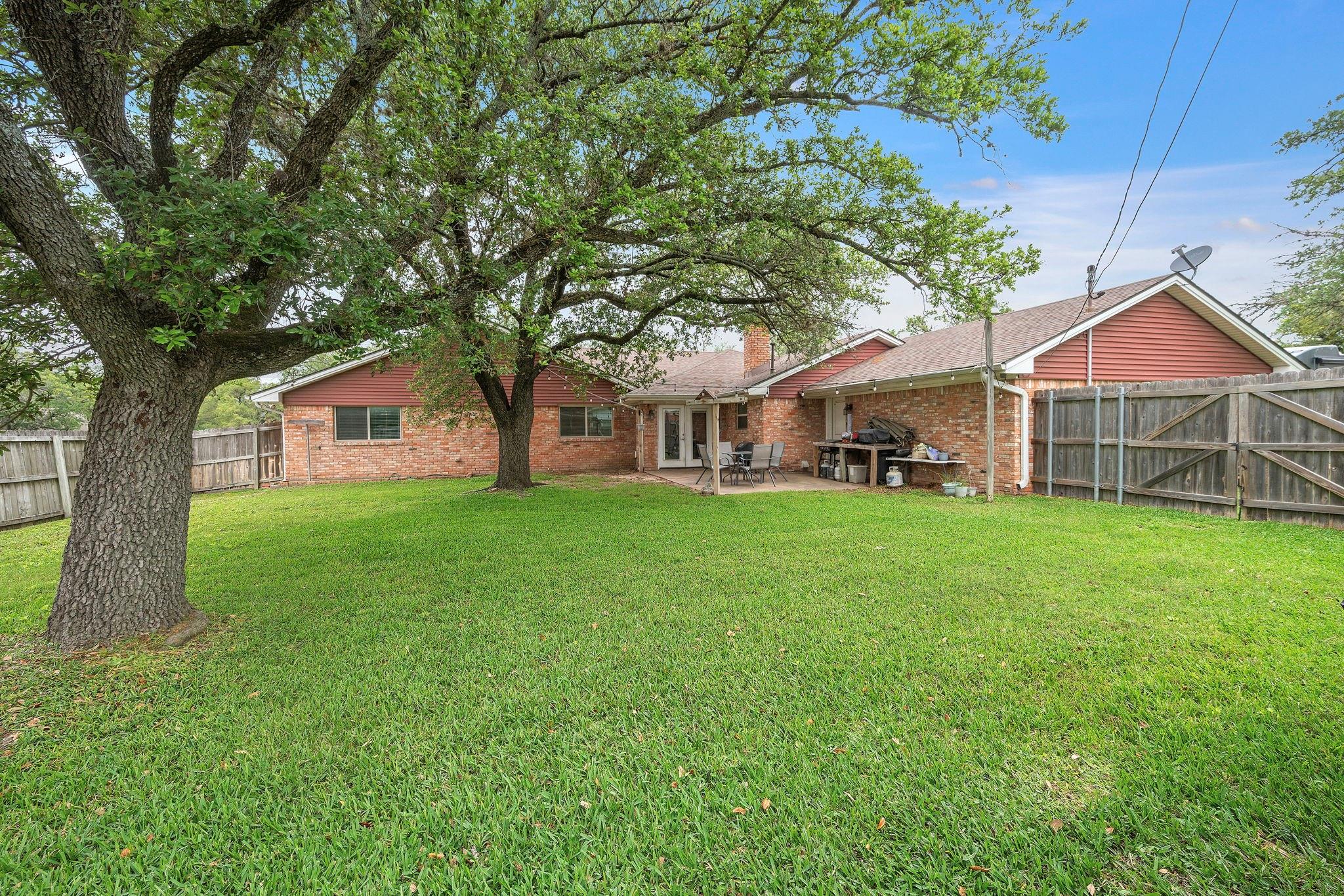 1208 Broadmoor Drive