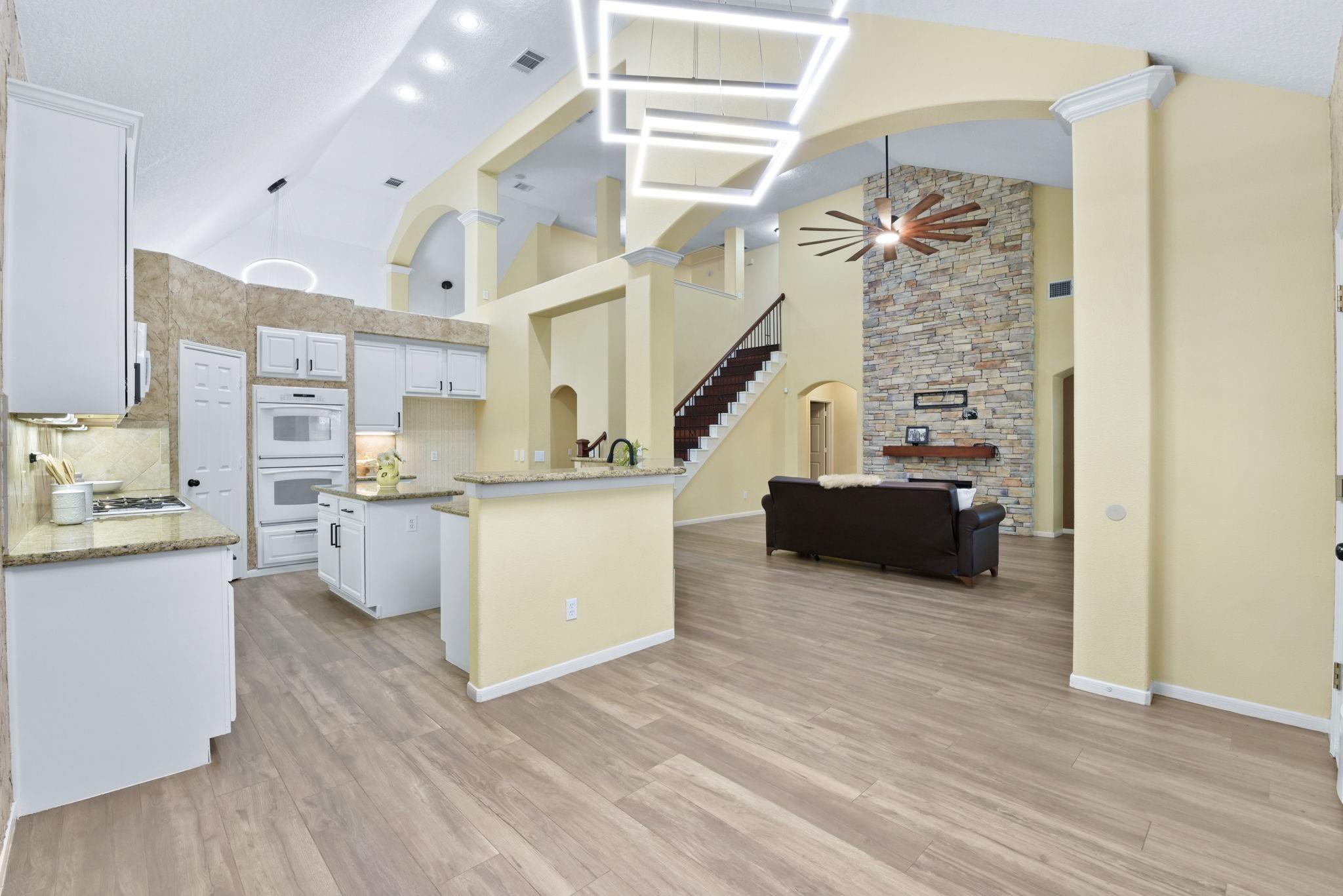 23030 N Warmstone Way