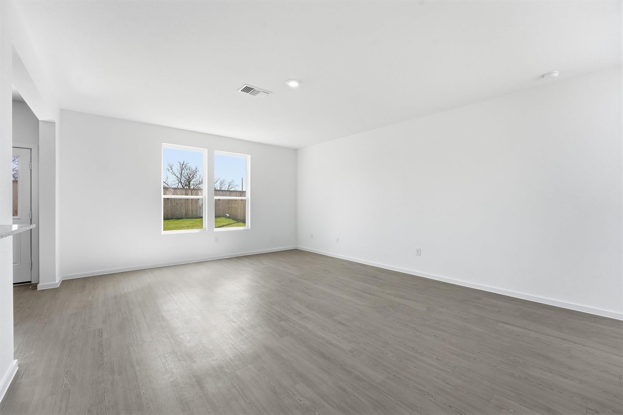 6814 Bens Landing