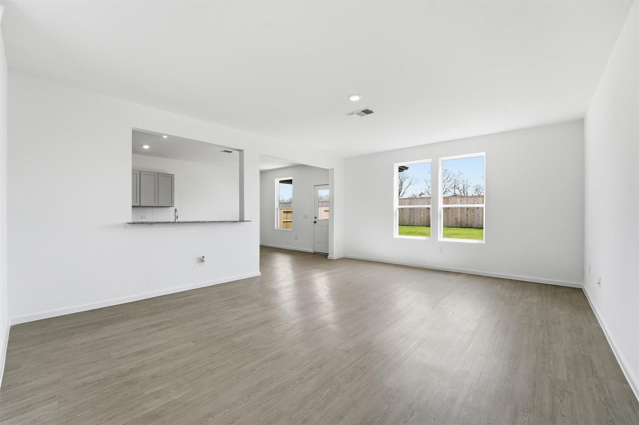 6814 Bens Landing
