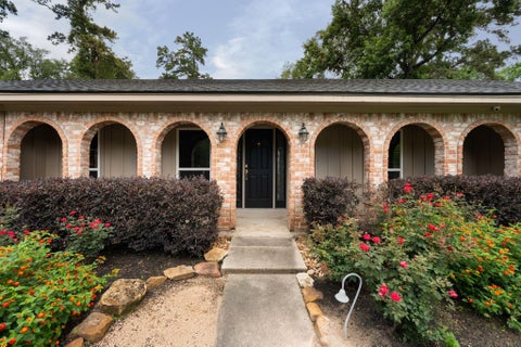Photo of 27269 Paula Lane, Conroe, TX 77385 (MLS # 46391920)