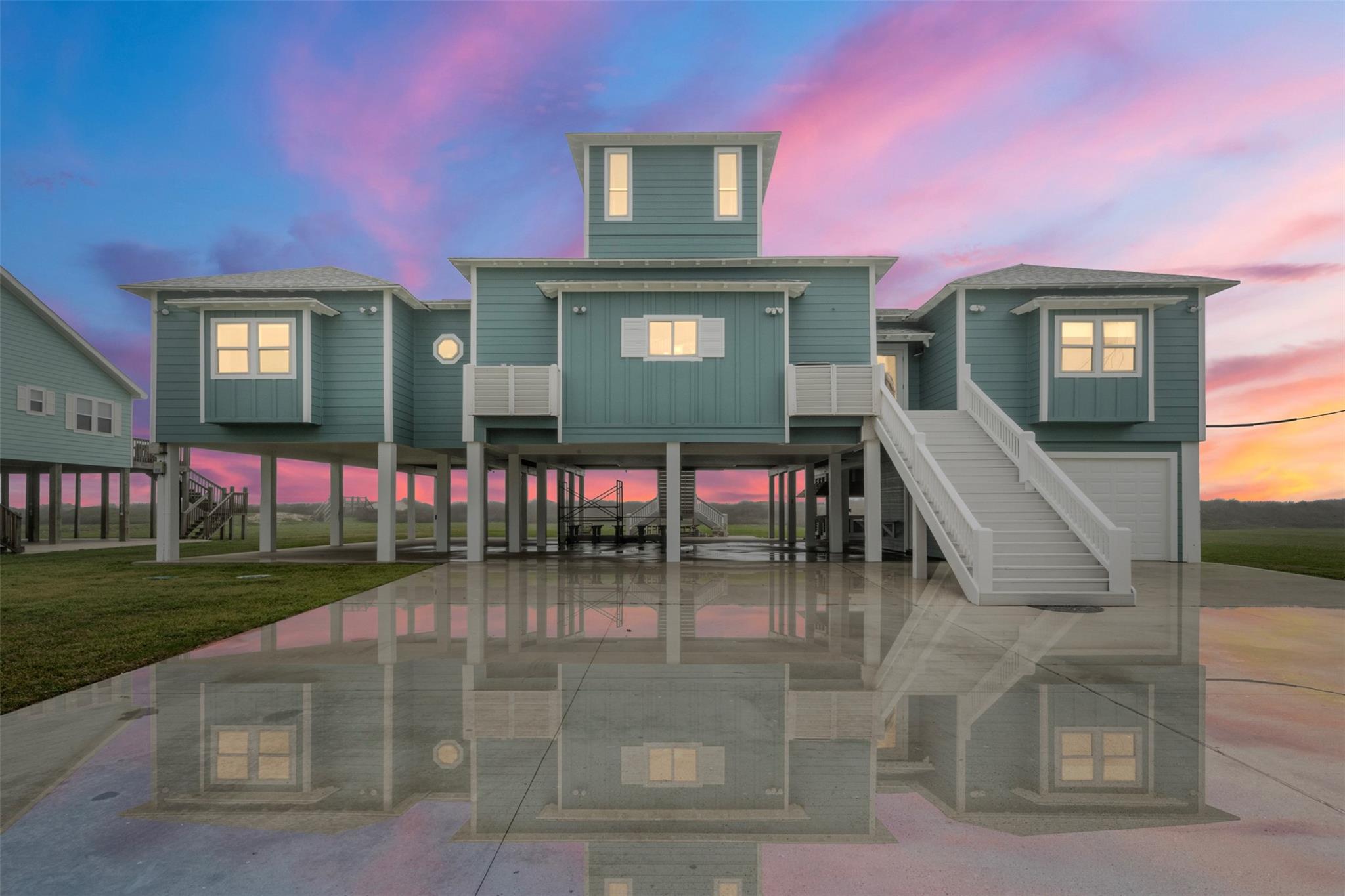 696 Villa Drive For Sale, Crystal Beach, TX 77650 Home | ByOwner