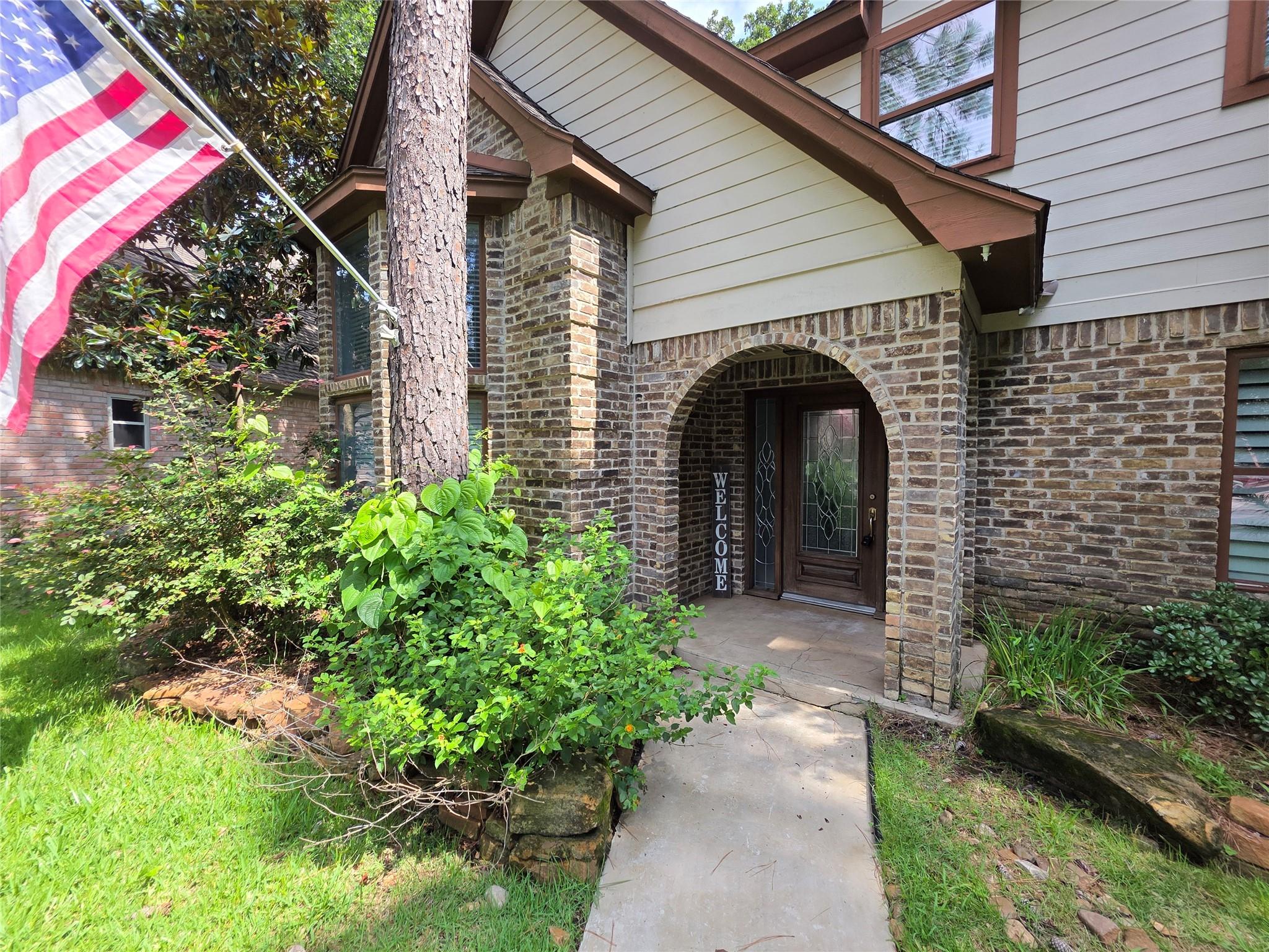 16806 Sandypine Circle