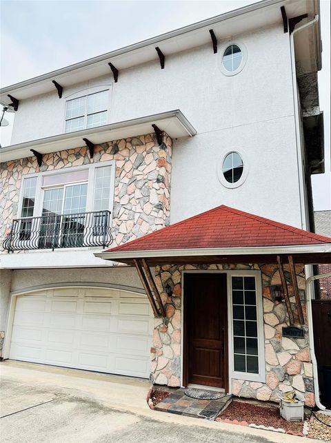 Photo of 6324 Fairdale #3007, Houston, TX 77057 (MLS # 73793013)