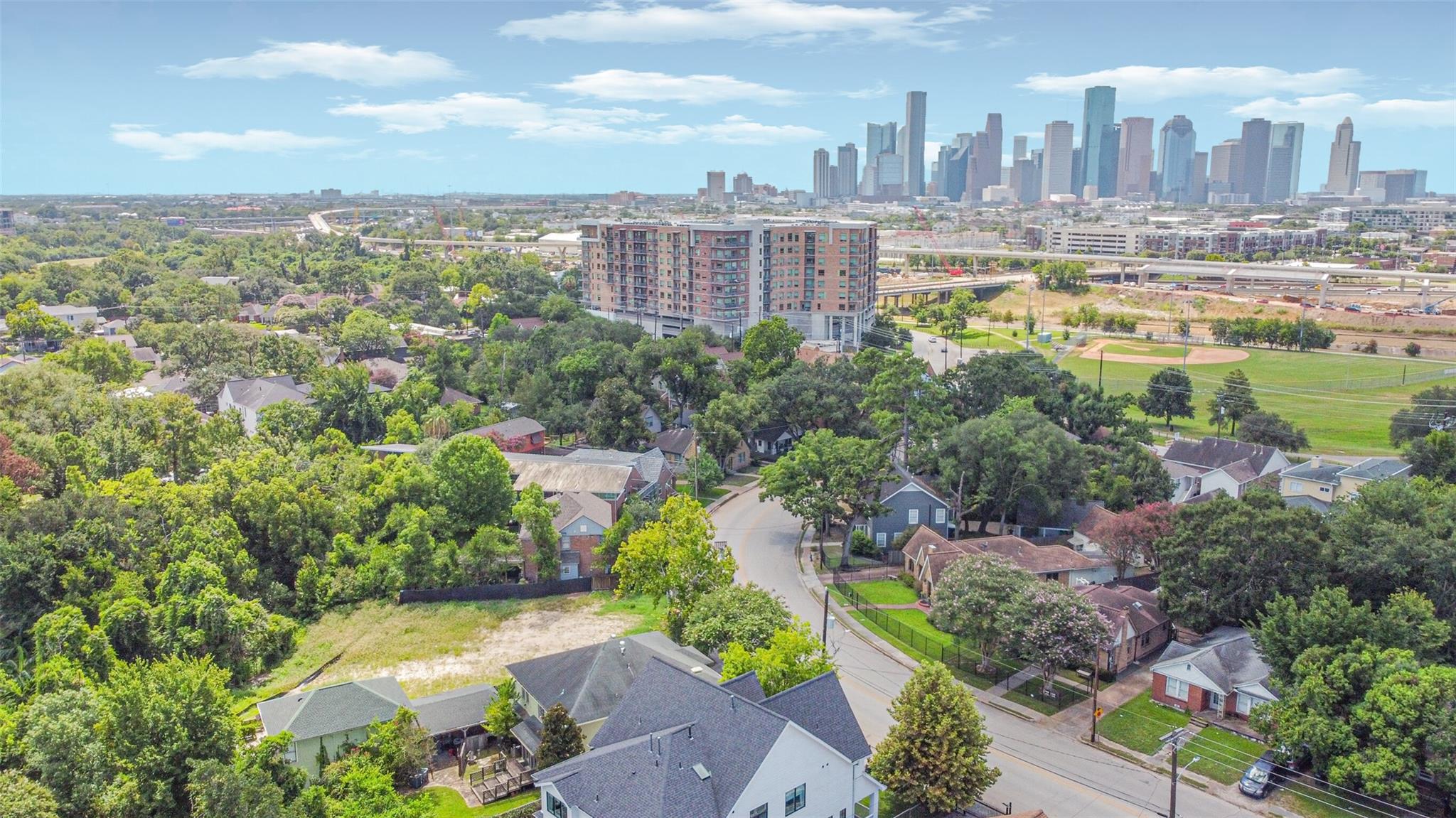 2434 White Oak Drive