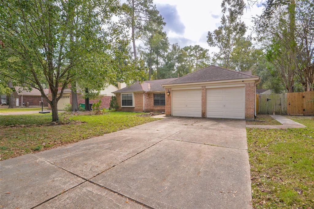 Photo of 3318 Golden Willow Drive, Kingwood, TX 77339 (MLS # 51532799)