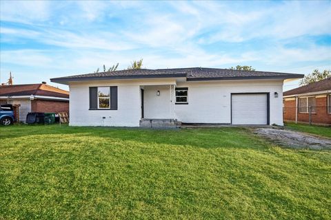 Photo of 434 Barkley Street, Houston, TX 77022 (MLS # 49997443)