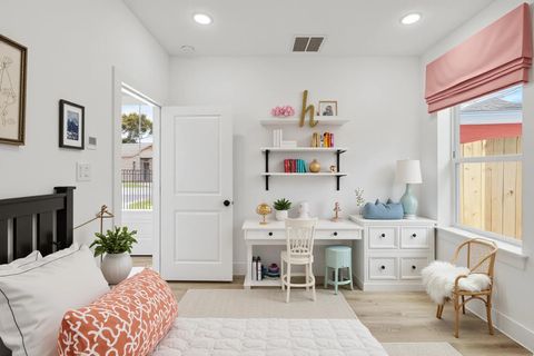 Tiny photo for 111 Milby Street C St, Houston, TX 77003 (MLS # 85148578)