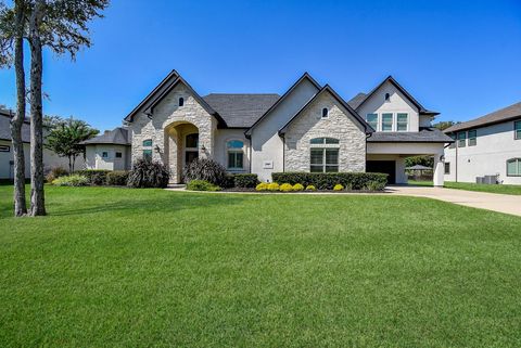 906 Royal Lakes Manor Boulevard Richmond TX 77469