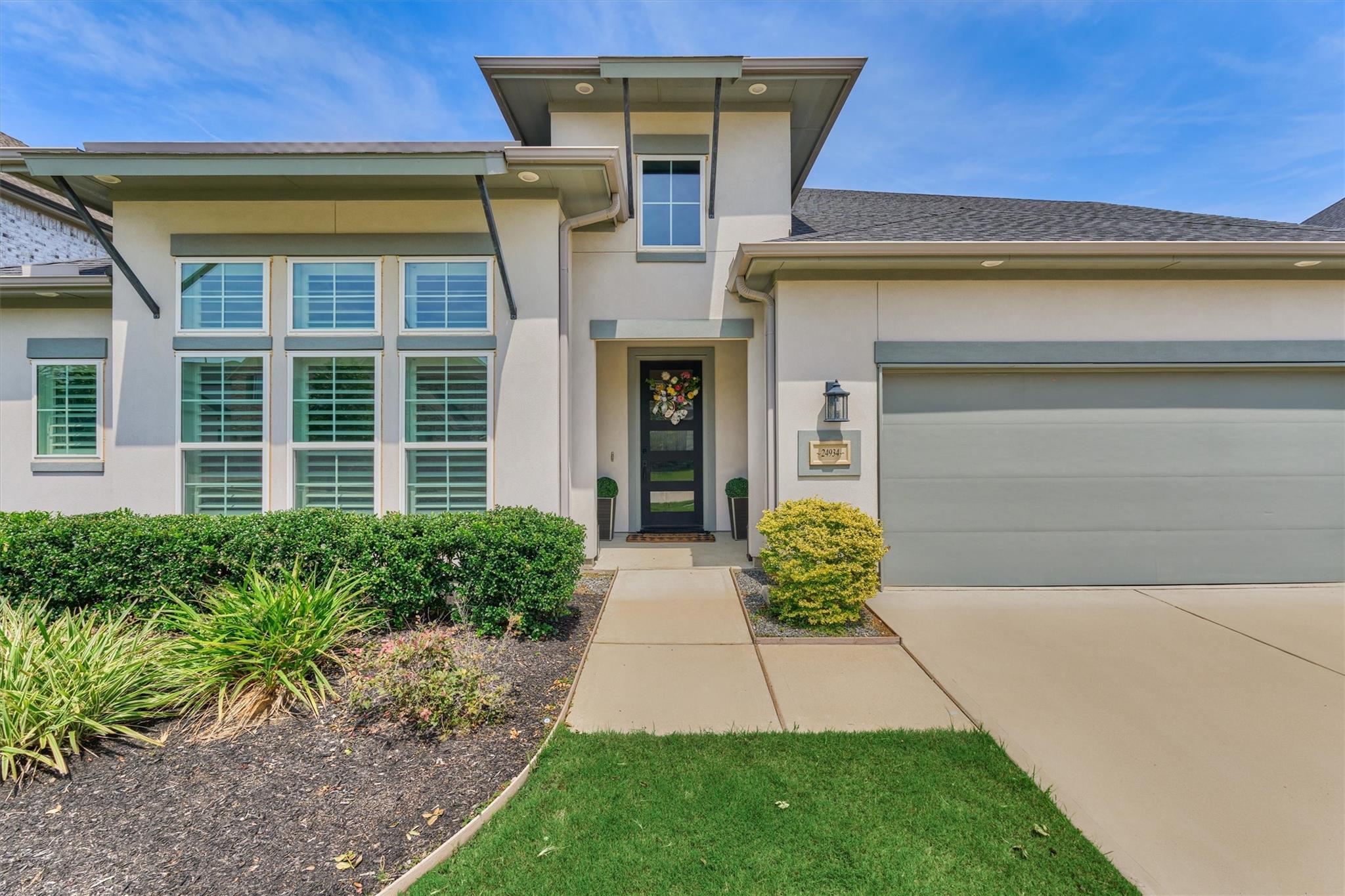 24934 Gingerbush Lane
