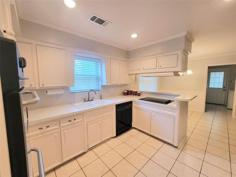 Tiny photo for 1118 Del Norte Street, Houston, TX 77018 (MLS # 98808392)