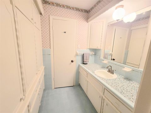 Tiny photo for 1118 Del Norte Street, Houston, TX 77018 (MLS # 98808392)