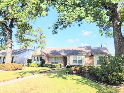 Tiny photo for 1118 Del Norte Street, Houston, TX 77018 (MLS # 98808392)
