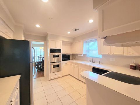 Tiny photo for 1118 Del Norte Street, Houston, TX 77018 (MLS # 98808392)