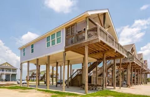 Photo of 2494 Highway 87, Gilchrist, TX 77617 (MLS # 51504744)
