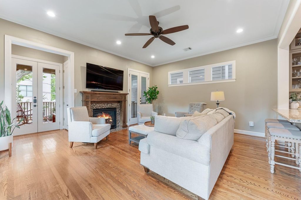 Photo of 836 E 24th Street, Houston, TX 77009 (MLS # 56154653)
