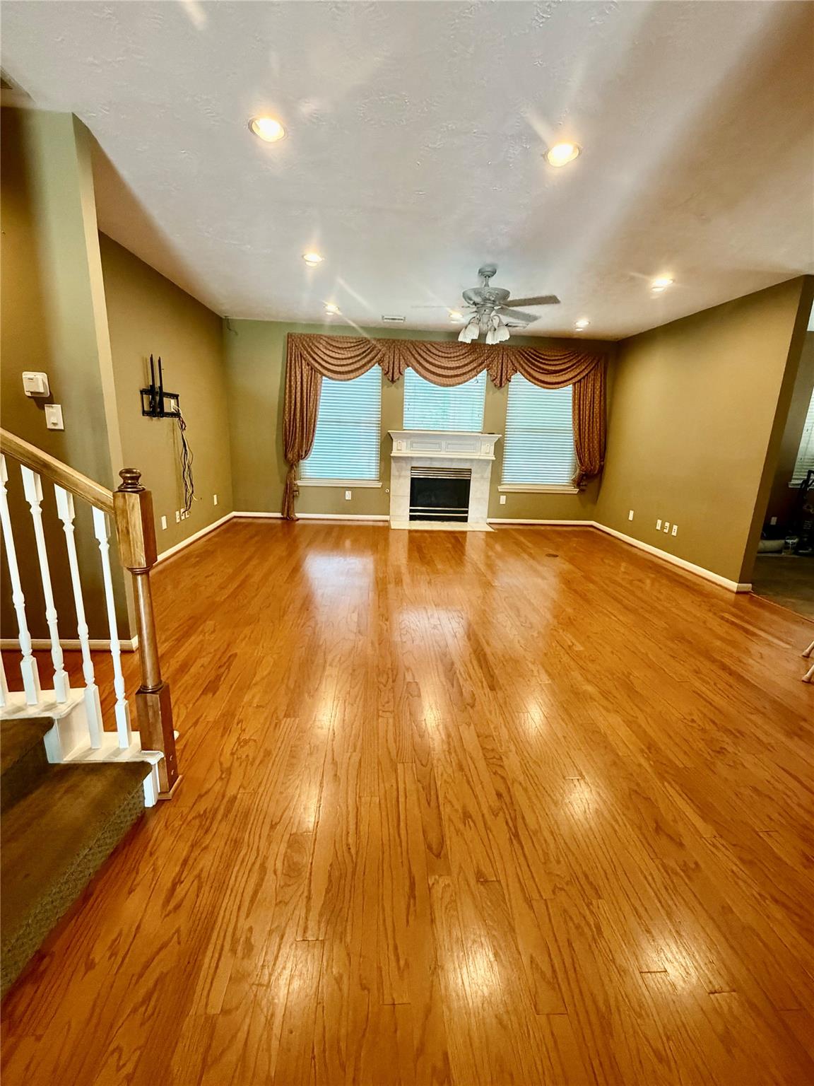 3613 Knotty Pine Circle
