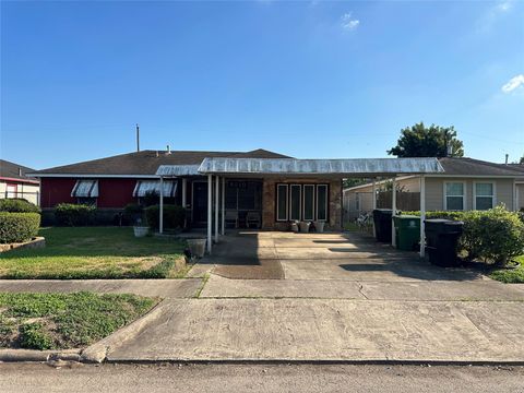 Photo of 8510 Fillmore Street, Houston, TX 77029 (MLS # 81839022)