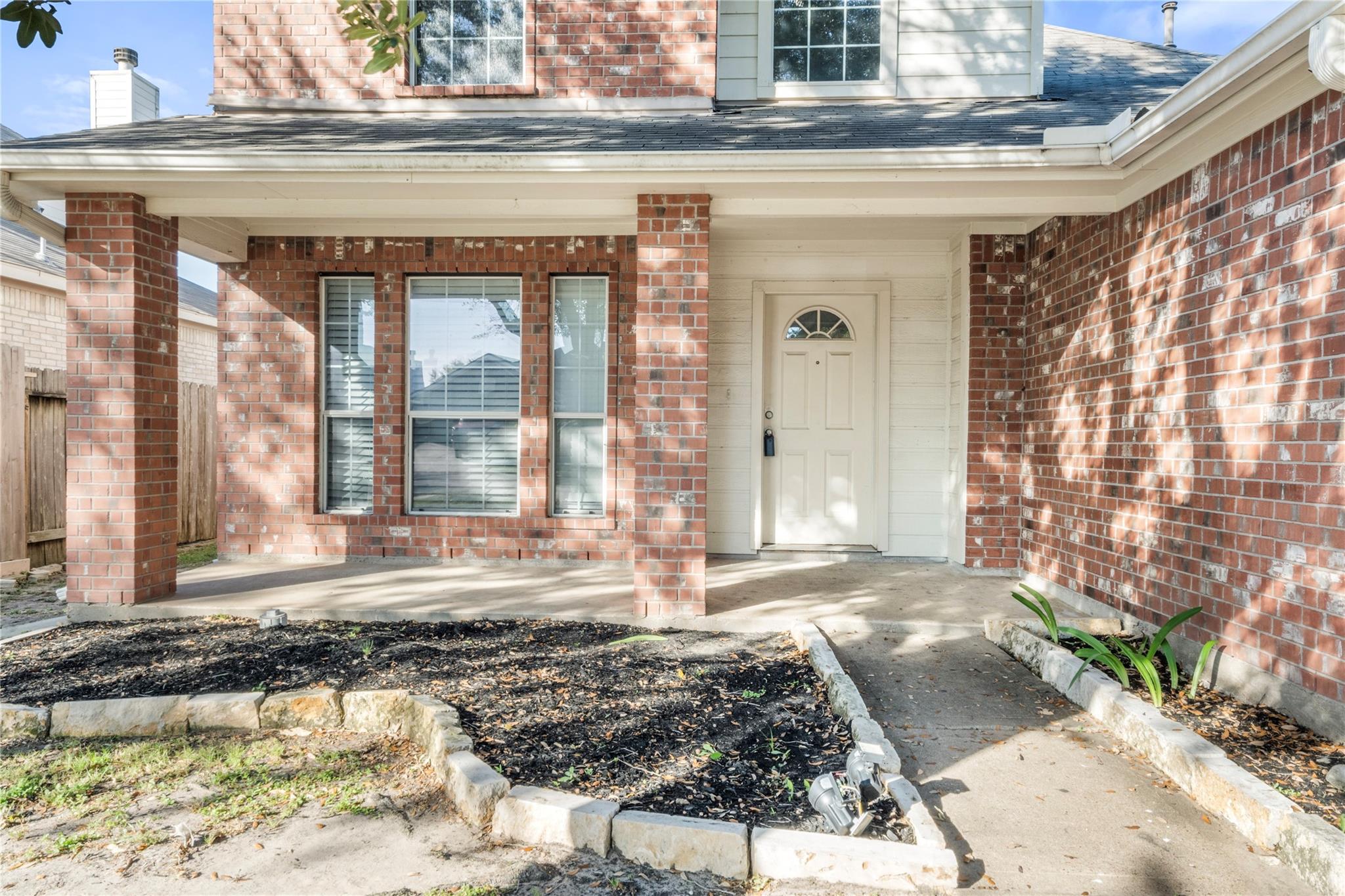 5610 Eagle Sky Boulevard