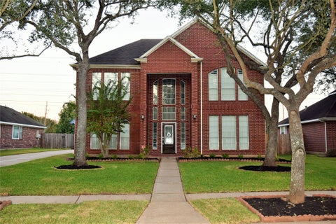 Photo of 731 Annies Way, Sugar Land, TX 77479 (MLS # 32365076)