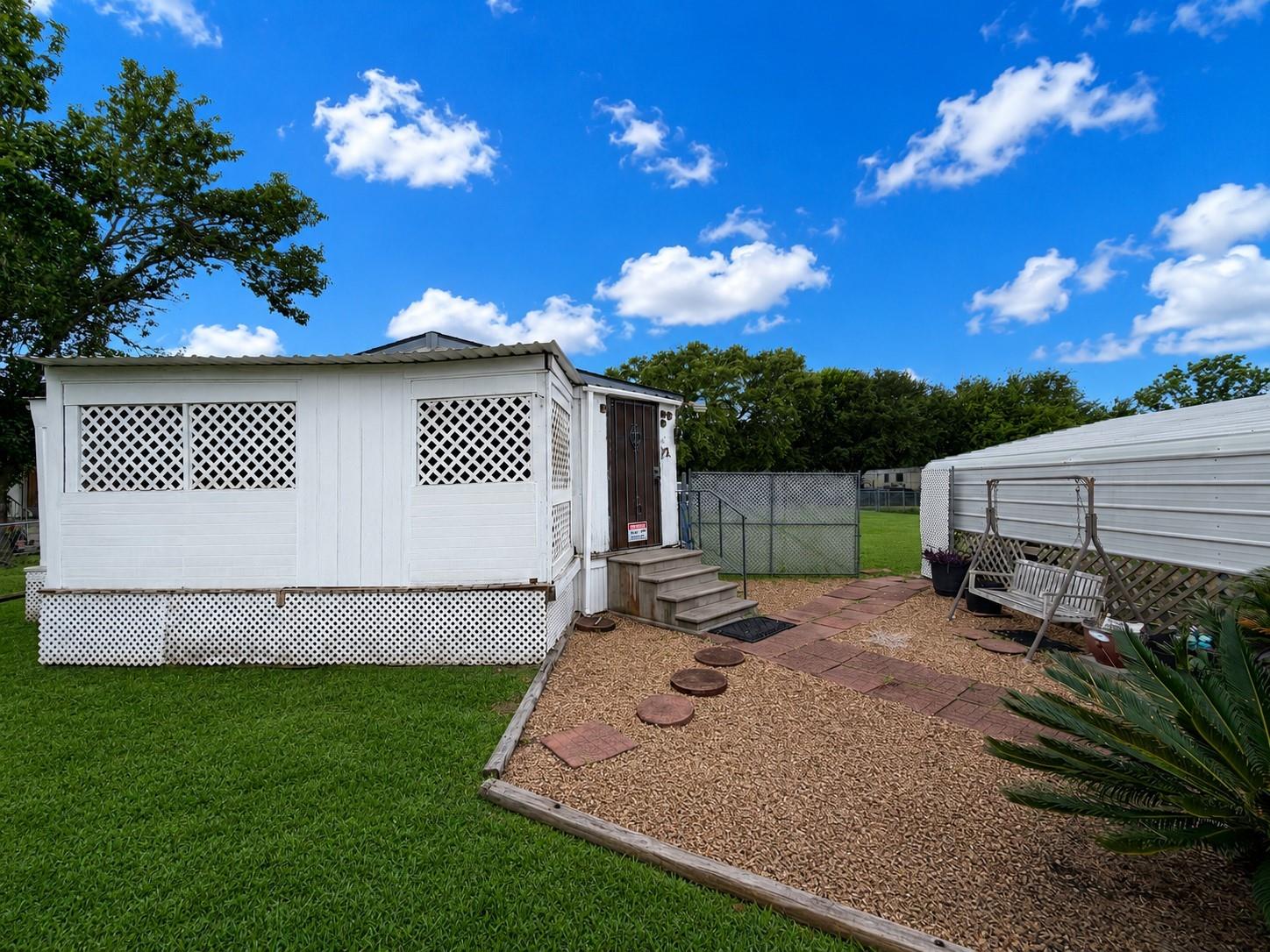 153 Prairie Lea Drive